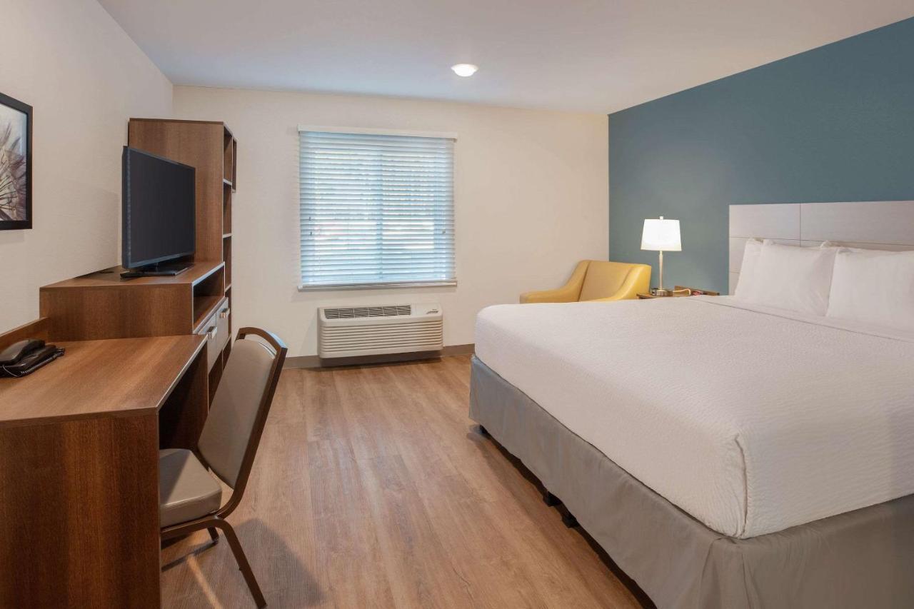 Woodsping Suites Washington Dc East Arena Drive Lake Arbor Luaran gambar