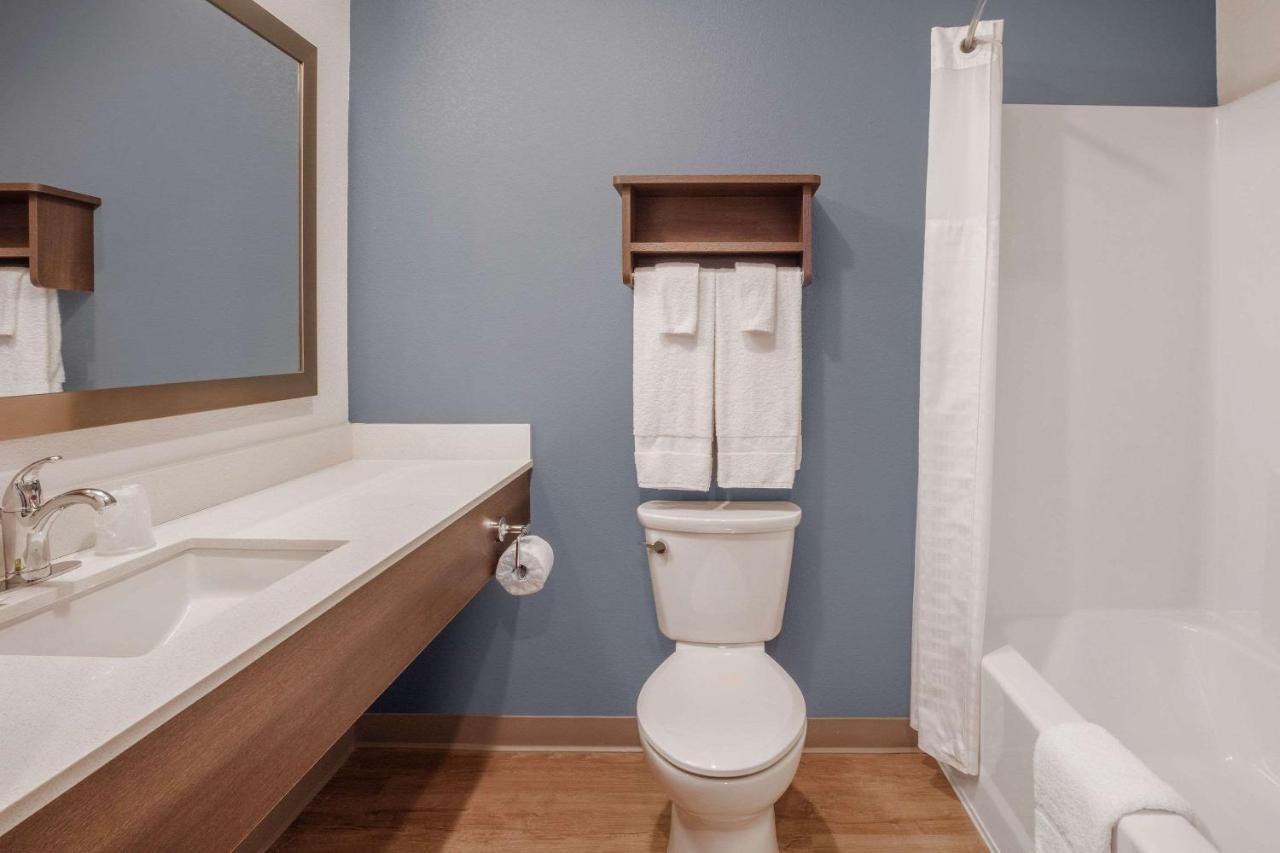 Woodsping Suites Washington Dc East Arena Drive Lake Arbor Luaran gambar