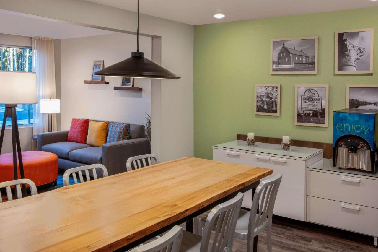 Woodsping Suites Washington Dc East Arena Drive Lake Arbor Luaran gambar